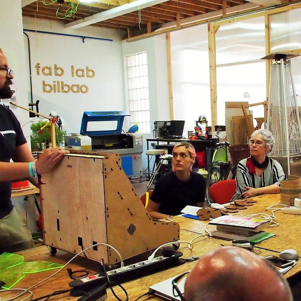 ESPACIO_OPEN's tweet photo. Talde super top larunbateko #Egingura-n🔥
Gracias a todas las que participasteis en el taller de Corte y Grabado láser del último sábado en #FabLabBilbao
A partir de septiembre volvemos con más novedades...mientras tanto stay tuned!
#espacioopen
#diy #fablab #bilbao https://t.co/YqbAhQvEZa