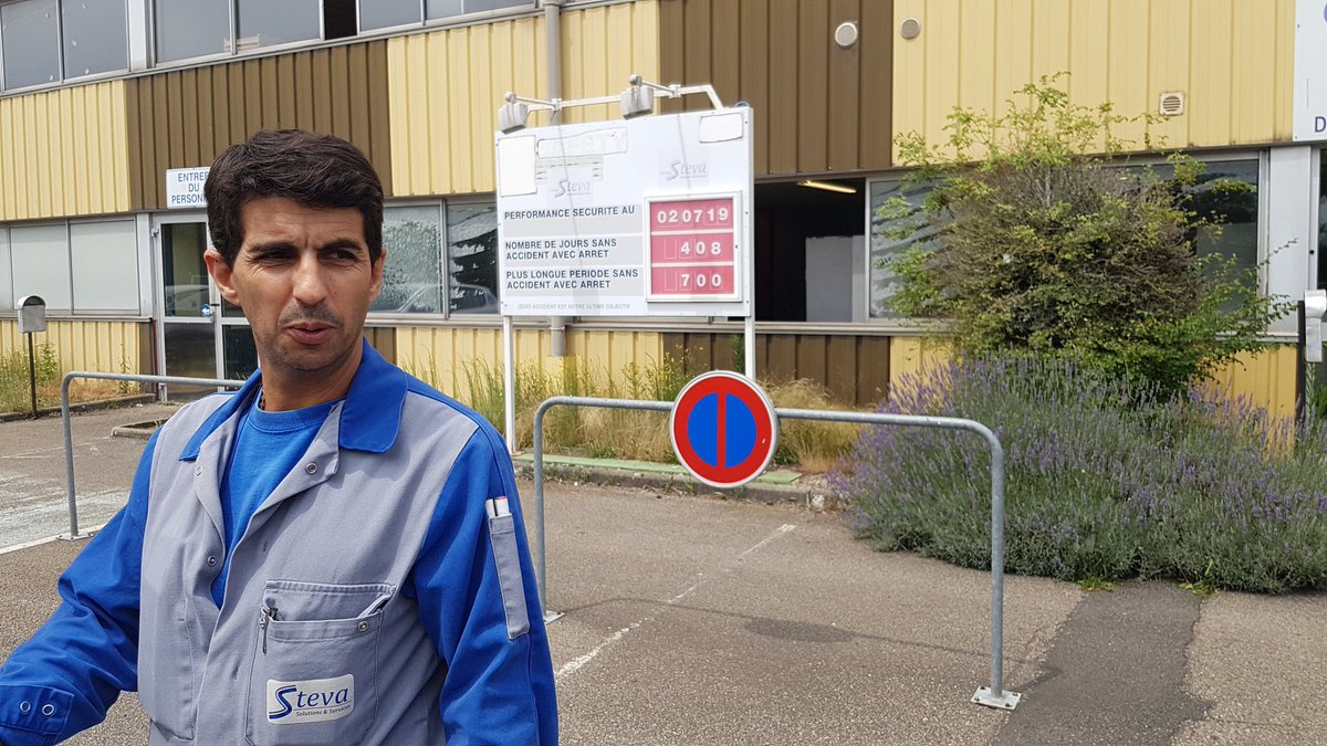 SebastienPejou's tweet photo. Le groupe #F2J est le nouveau propriétaire de l'entreprise #Steva à Bessines (87).
Le président de F2J était présent aujourd'hui dans l'entreprise au côté du président de la @NvelleAquitaine. Le syndicat FO reste prudent et méfiant..
#gralimousin https://t.co/Vx2J4zg8Hi