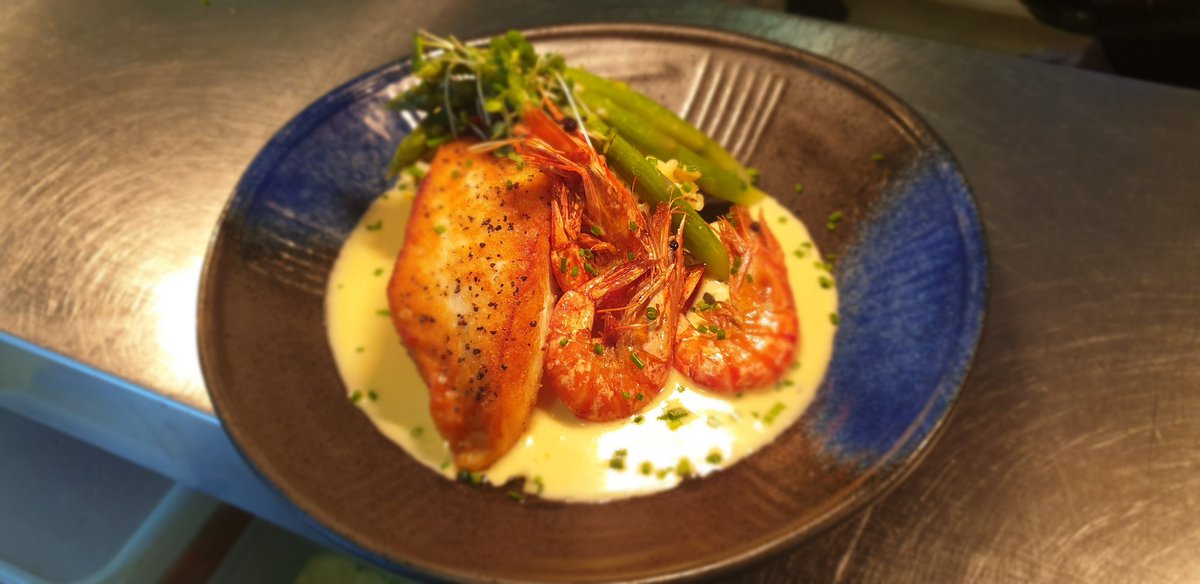 Ami Bistro tweet media
