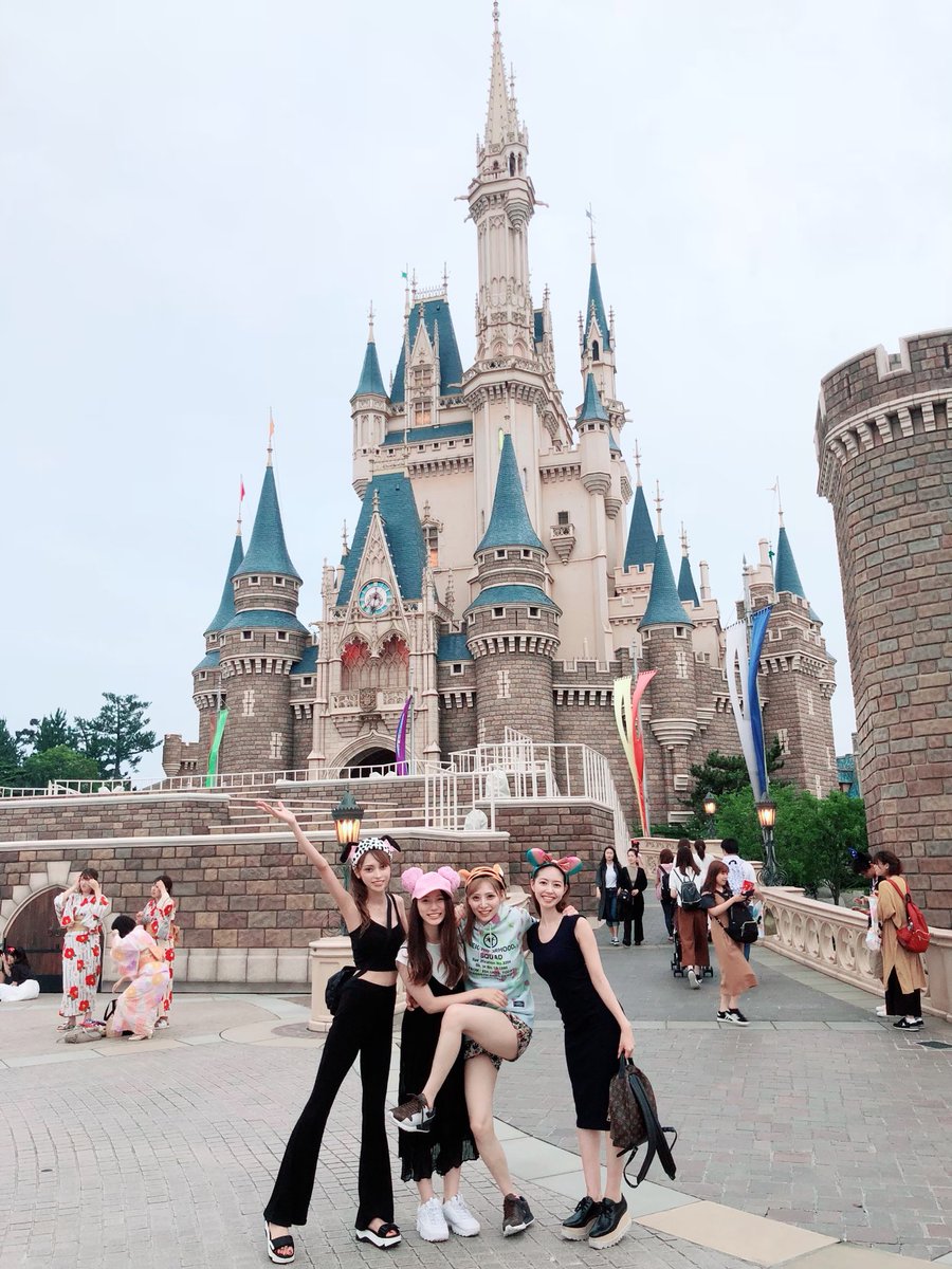 ディズニー楽しかった https://t.co/LnaHPNNpws