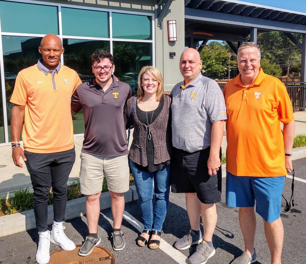 nikimcdow's tweet photo. So excited for @KyleMcD72 to be joining the UT family! Breakfast with Josh Dobbs to celebrate Kyle receiving the Josh Dobbs Scholarship thanks to the North Atlanta UT Alumni. An amazing experience. Govols #utengineering @josh_dobbs1 @cpavol
@NorthAtlantaUT @tennalum https://t.co/f02v5d3oZF