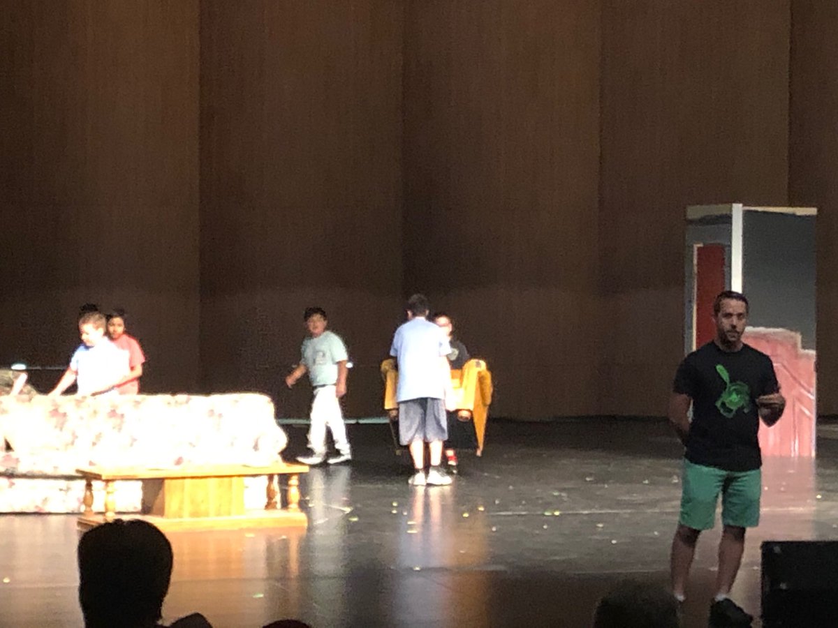 RSDlearning's tweet image. Middle School ELA Musical Theater Camp Performances. Well done middle school students!  #ritenourexcellence
