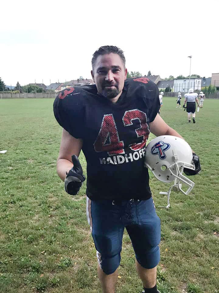 AmstTHUNDER's tweet photo. Team II in den Startlöchern 💪 
Nicht nur Rookies werden am Samstag um 15 Uhr beim ersten Spiel des Team II gegen die Predators Steyr auflaufen. Auch der ein oder andere wird sein Comeback geben. Man darf also gespannt sein 🏈 😊
Unterstützt unser Team auswärts in Steyr! https://t.co/Lk9jcxIJ5J