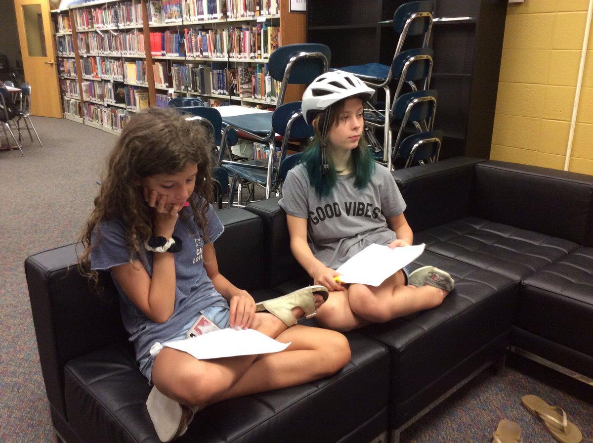 D90SummerSchool's tweet photo. Great Reader’s Theater today at Roosevelt! #D90learns https://t.co/keHJuQk9ce