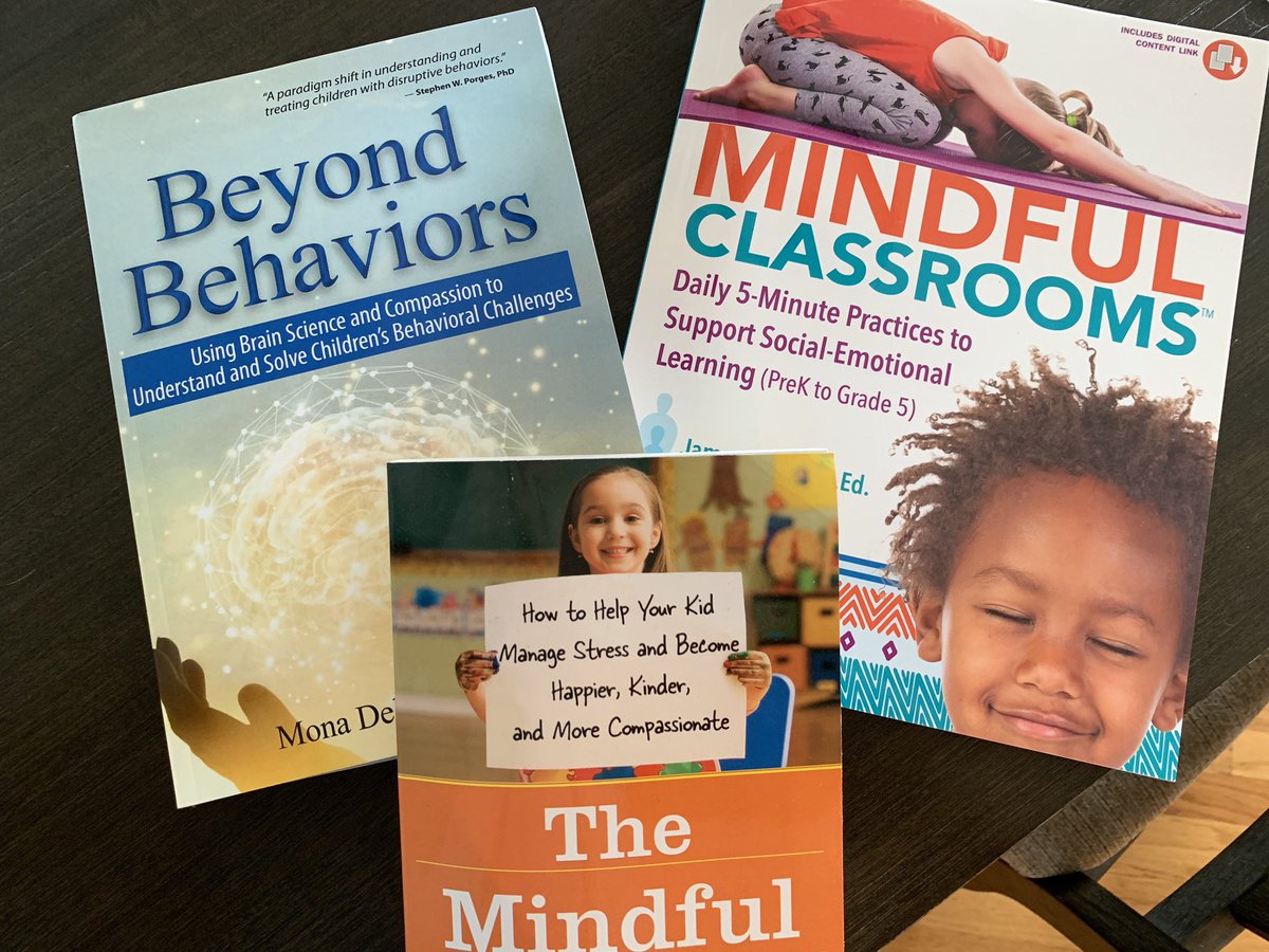 preadabook's tweet photo. My summer reading-almost done. https://t.co/NM3DXLCfqf