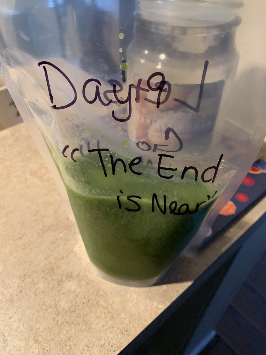 changelle's tweet photo. I love my “Tweet Baby”...my daughter motivating me to finah strong! Thank you @AngelleWindie ❤️💪🏾 #letsgomom #10daysmoothiecleanse #day9 #jjsmith https://t.co/8kYrcj0UYX
