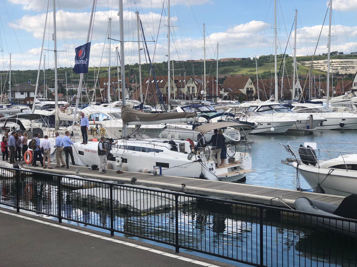 LBCC_sailing's tweet photo. Our very own @davidkong123 checking out the new @SunsailEvents fleet today! https://t.co/czmFHsalg8