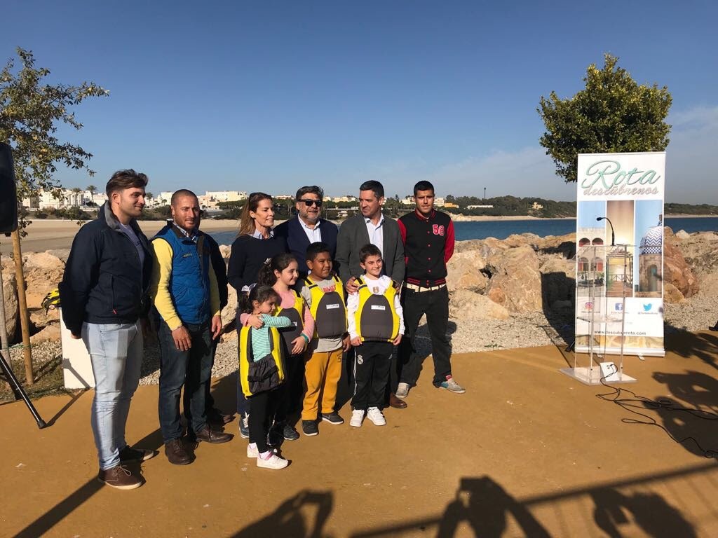 EFEverde's tweet photo. Más de 70 escuelas náuticas españolas recogerán #pilas usadas para su #reciclaje este verano
https://t.co/HHXCDx4hDc https://t.co/k99aDaiAZD