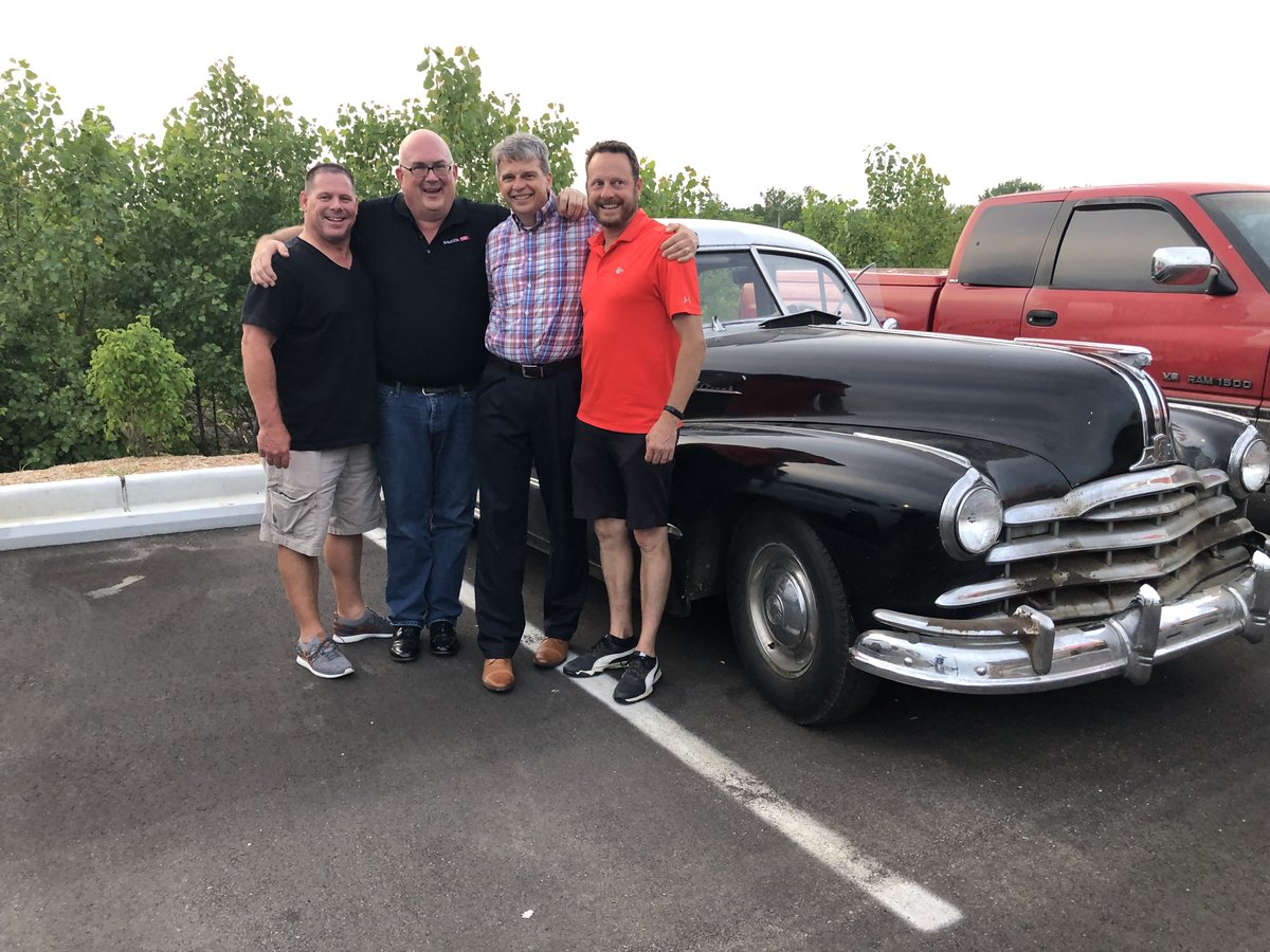 SauconIoT's tweet photo. Partnerships lead to friendships!
From left to right - Bryan Perry from Cummins, Bill French from Saucon, Patrick Larmore from Saucon, Ed Hopkins from Cummins, and Ed's 1948 Pontiac! @Cummins 
#Telematics #IoT #SauonIot #SauconTech #WeKnowBus #Cummins https://t.co/rpp31MdE6X