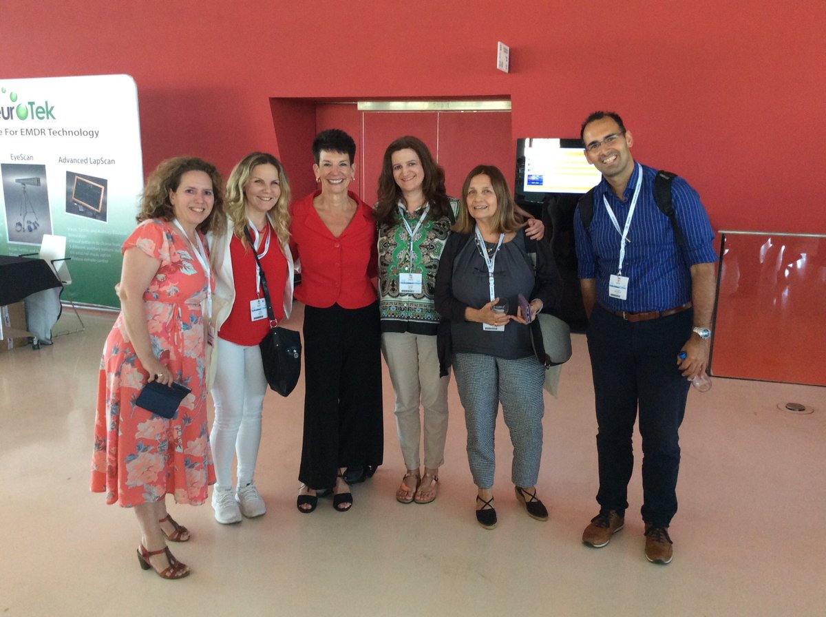 DeanyLaliotis's tweet photo. Just got back from the EMDR Europe Conference in Krakow, Poland! I saw lots of familiar faces and met lots of wonderful EMDR therapists. It was a wonderful conference filled with inspirational learning and meaningful connections.
#EMDR #EMDRtherapy #EMDRConference #EMDREurope https://t.co/43ijQlcId3