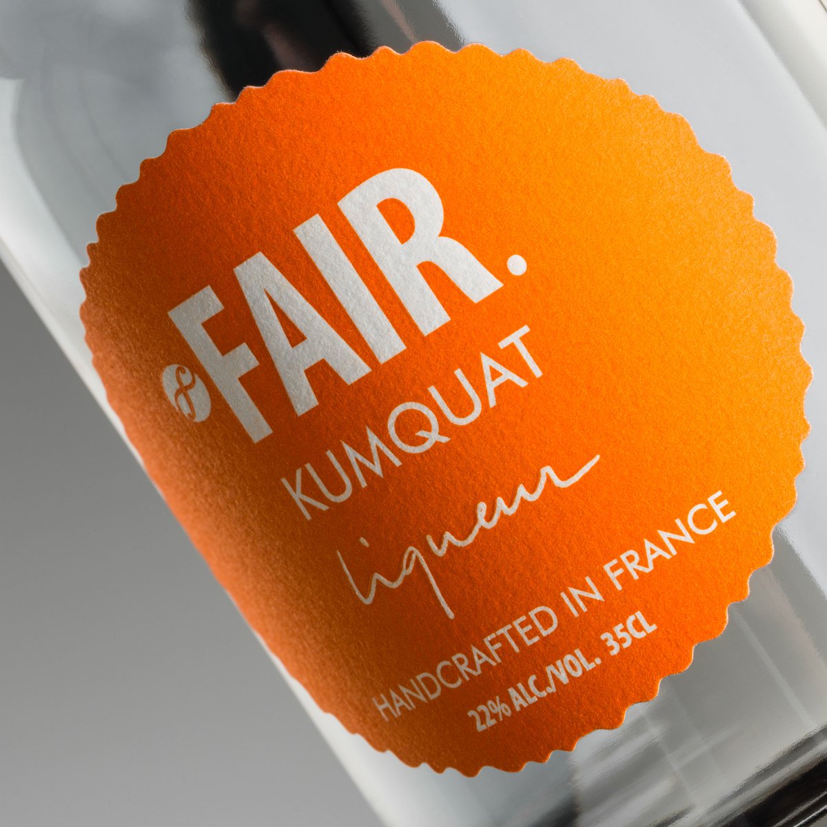 Let's continue our #LowAbv cocktails blog post series with 2 new #Summer cocktail recipes with #FAIRKumquat Liqueur 🍊! All recipes on the blog: fair-drinks.com/kumquat-low-ab…. Full cocktail book is available to download at the end of the post. #SustainableCocktails #ThinkHumanDrinkFAIR