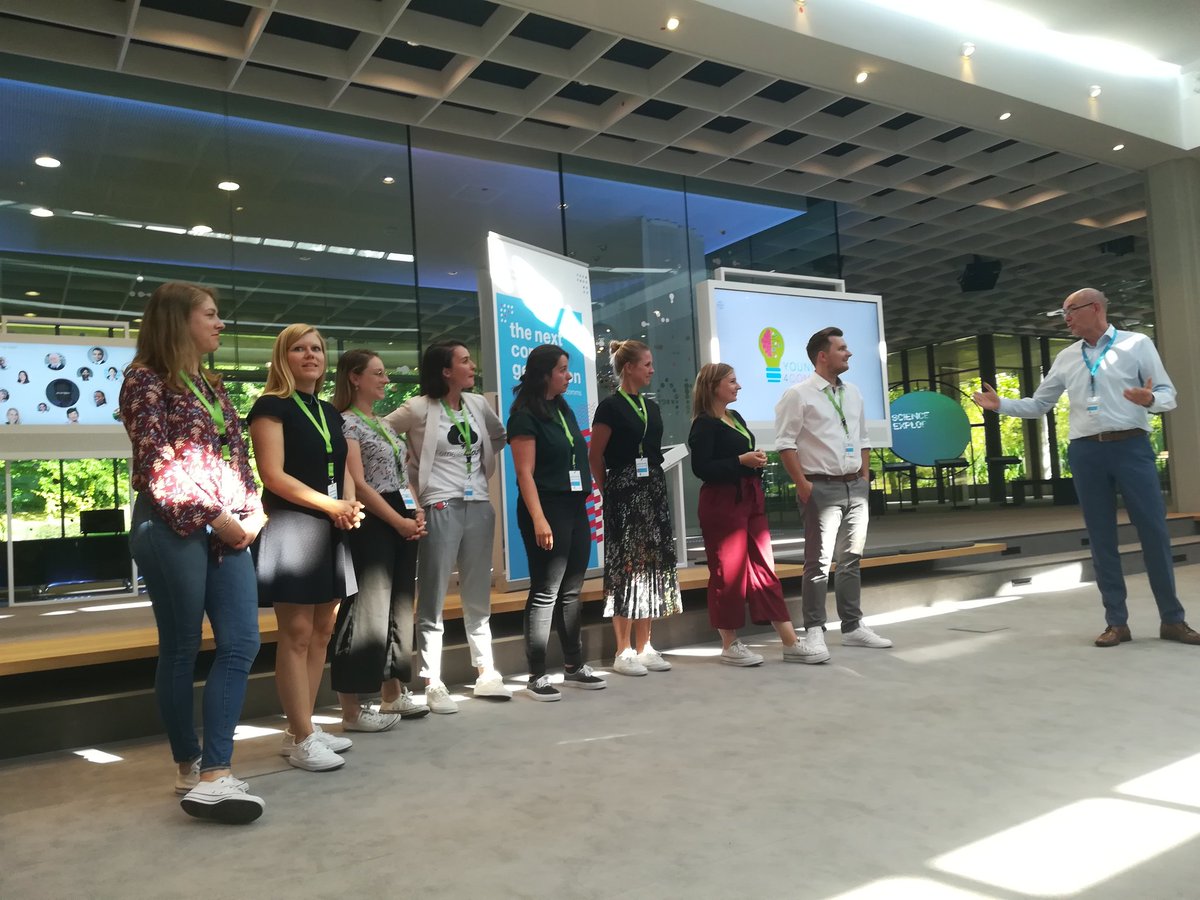 juliafraunhofer's tweet photo. Danke liebe @Bayer Volos für die tolle Veranstaltung!

Nächstes Jahr sehen wir uns wieder bei @Audi 😊

#YoungMinds4Comms @BayerPresse_DE @BayerKarriere https://t.co/MfHLtv27WP