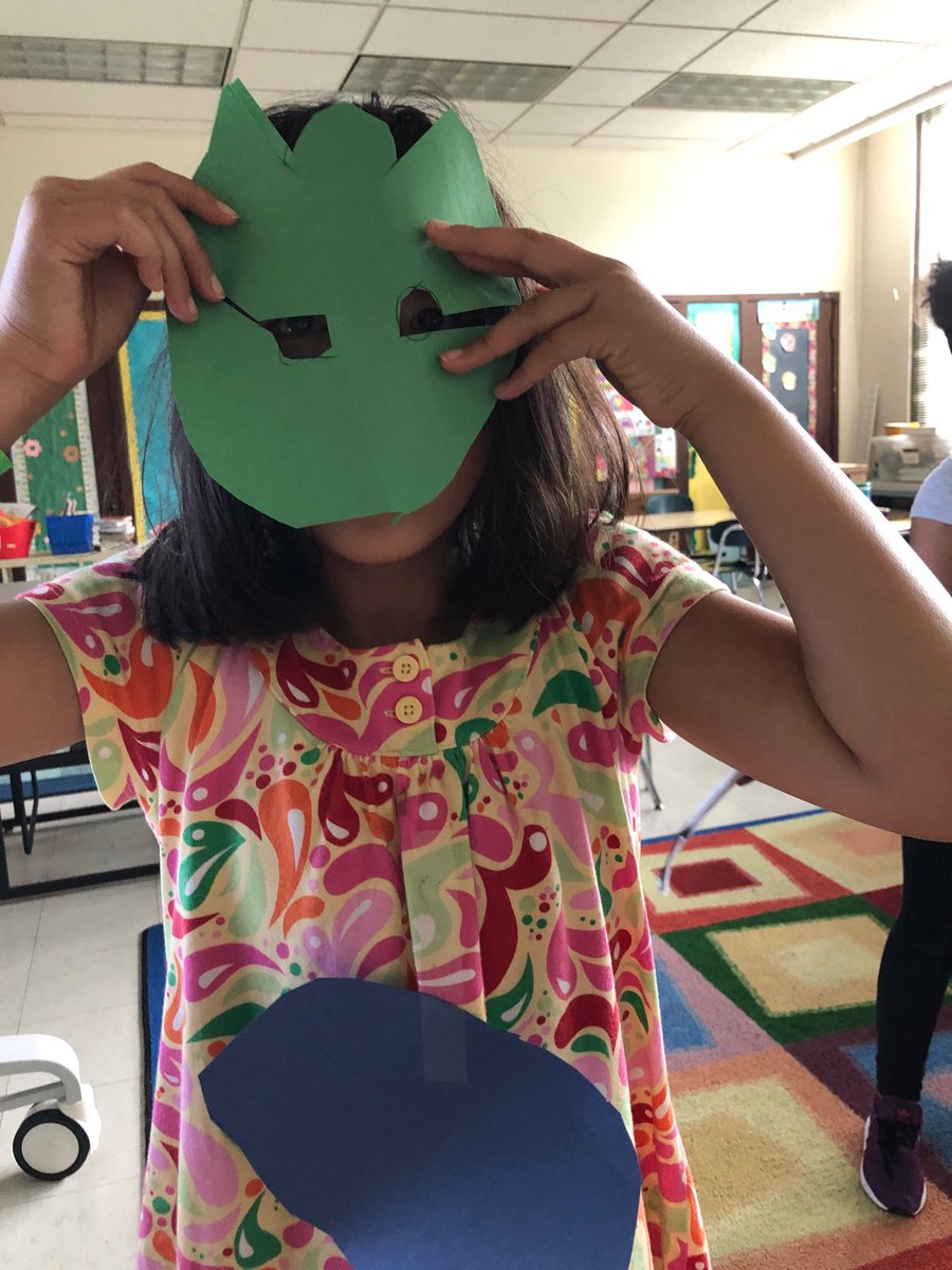 D90SummerSchool's tweet photo. Look at the great masks made for the play put on by our reading class!  #d90learns https://t.co/0uEyBmbXAW