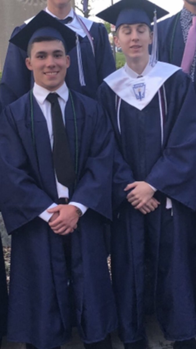 dmac2724's tweet image. Happy happy birthday from Applebee’s to you. We wish it was our birthday so we could party too. #dayofbirth #thebigoneeight