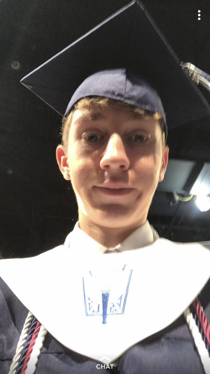 dmac2724's tweet image. Happy happy birthday from Applebee’s to you. We wish it was our birthday so we could party too. #dayofbirth #thebigoneeight