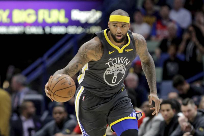 DepPuntoFinal's tweet photo. Adrian Wojnarowski (@wojespn) reporto que Demarcus Cousins no tiene mercado y no le han ofrecido ningún contrato.

¿Dónde ven a Cousins firmando? https://t.co/vNsb62rcdo