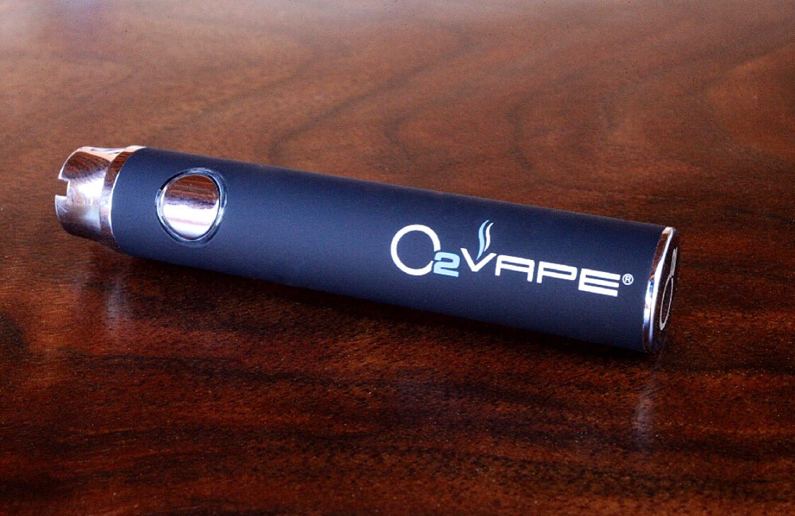 O2vape's tweet photo. Does your #Vape battery come with a lifetime warranty?
Accept NO imitations.
https://t.co/mbFhSS1obE
#vapepen #vapebattery #vapemod #bestvape #vapeporn #vapegirls #vapesesh #vapeshop #vapeexpo #vapereview #dispensary #cbdoil #cbdvape #cbd #distillate #terps #cannabiscup https://t.co/E5dJjLknw6