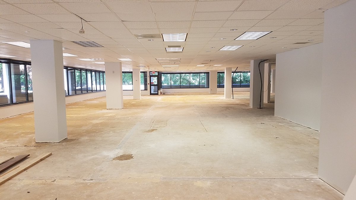 GatorTS's tweet photo. 20 Technology Parkway getting new life!  Available for lease or sale!  #peachtreecorners @PtreeCorners @GwinnettChamber #technologyparkatlanta @PartnershipGw #norcrossga #techpark #20tech https://t.co/RoWHuj37Cr