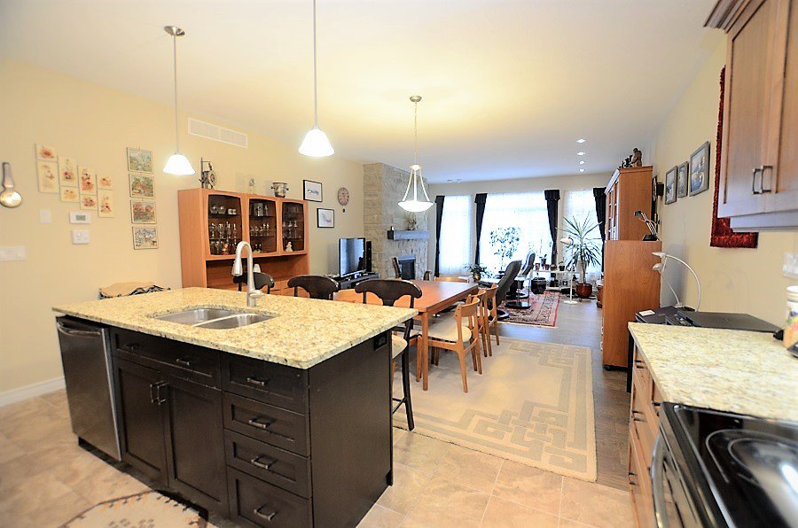 JeffMillerRE's tweet photo. DON'T MISS OUT : 13 Chestnut Dr. Rockwood. 1580 Sqft in Noble Ridge.Everything you need on the main level,finished basement.Large Deck off living room $749,000 Jeff Miller 519-217-9292 #TownofErin #wellingtoncounty #guelphrealestate https://t.co/csbialIJfB