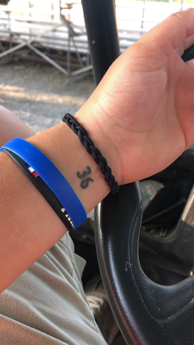 brookeakle's tweet photo. Never gets easier..  can’t wait to see you again lil dude❤️ #honorconnor https://t.co/Hfx5NRsCLL