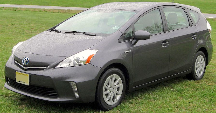 Early skeptics of hybrid technology often predicted owners would abandon their vehicles because of an assumed short lifespan and high replacement cost for batteries. However, that’s hardly been the reality. 
ow.ly/nEgV50uRdaL