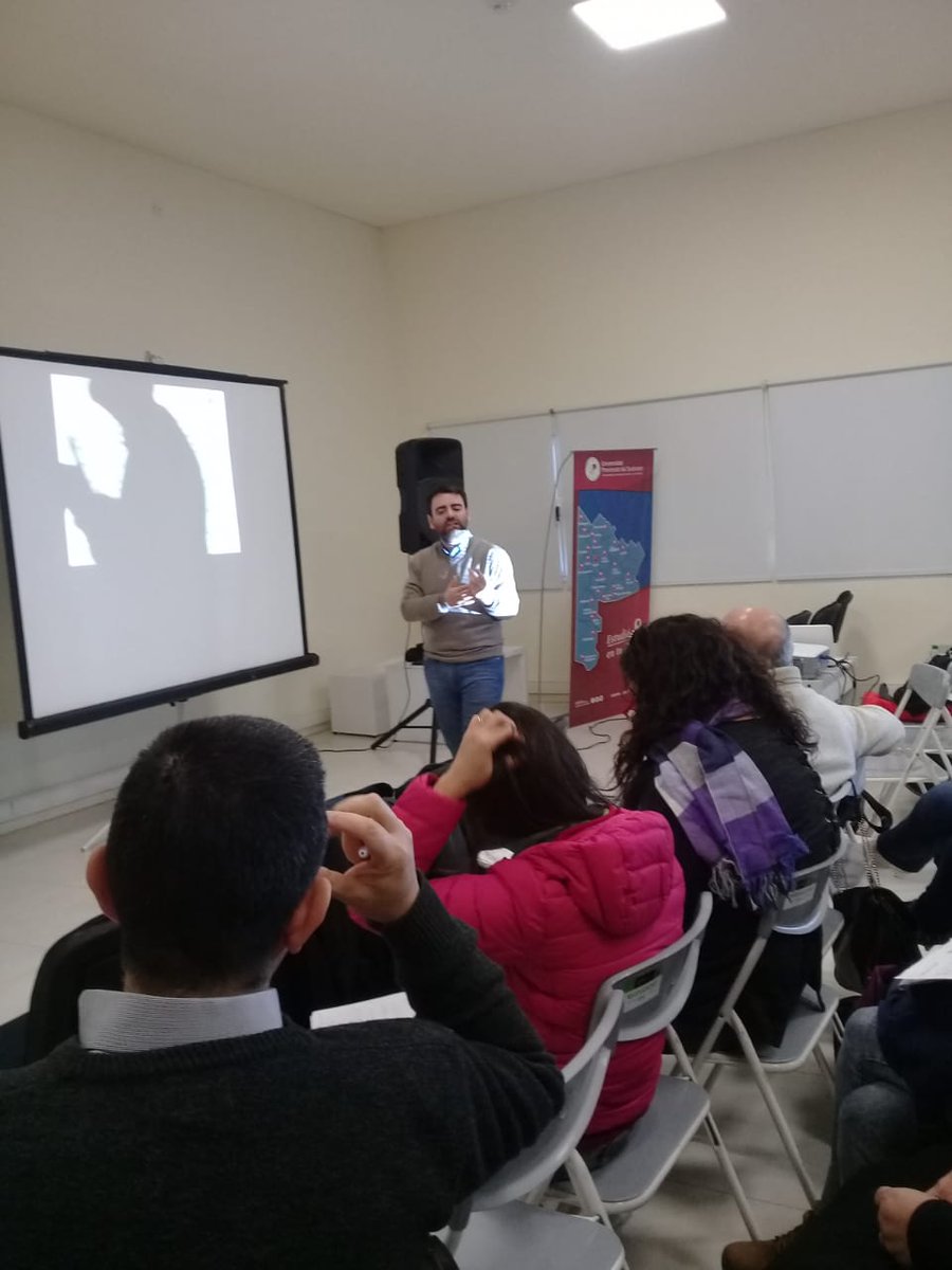 UPE_Ezeiza's tweet photo. Continúan en #BahíaBlanca las Jornadas de Capacitación en #EABP a cargo de docentes de la UPE, en el marco de la articulación con el COPRET.
#UPE2019 #Universidad #Ezeiza #BAeducación #bahiablanca #COPRET @macaforneris https://t.co/WDh2WfFcbc