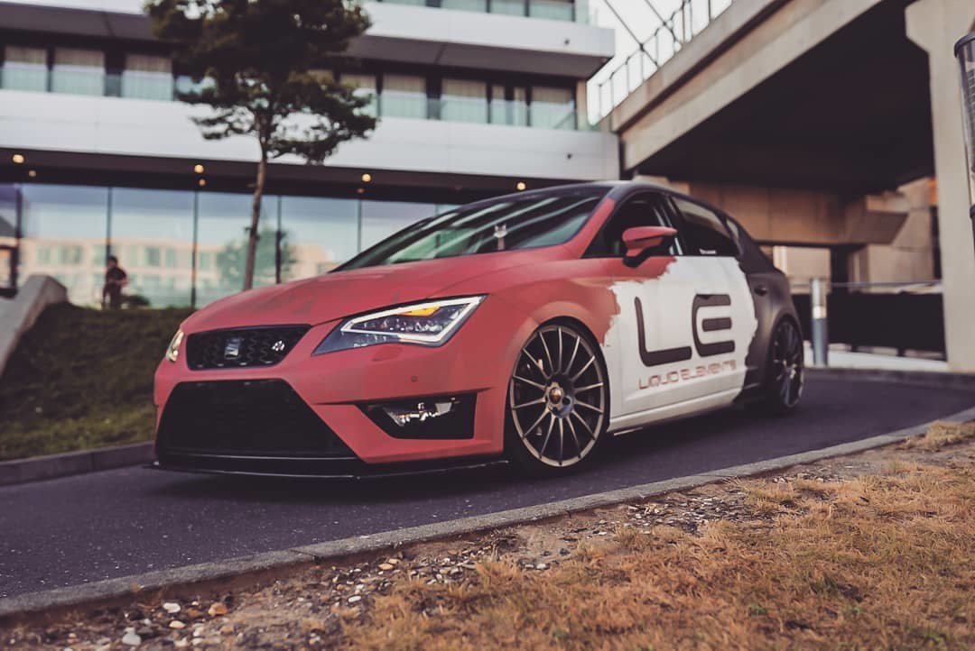 apFahrwerke's tweet photo. New Style - we love it 😍
.
#seat #leon #seatleon #newstyle #wrapped #liquidelements #fahrzeugpflege 
.
https://t.co/3j5JXWyVei
.
Send us your #ap pics - use #apsportfahrwerke or #apcoilovers
.
#apsuspension #apgewindefahrwerk #apfahrwerke #lowisalifestyle #tuning #static #stance https://t.co/X4vqCYY5iW