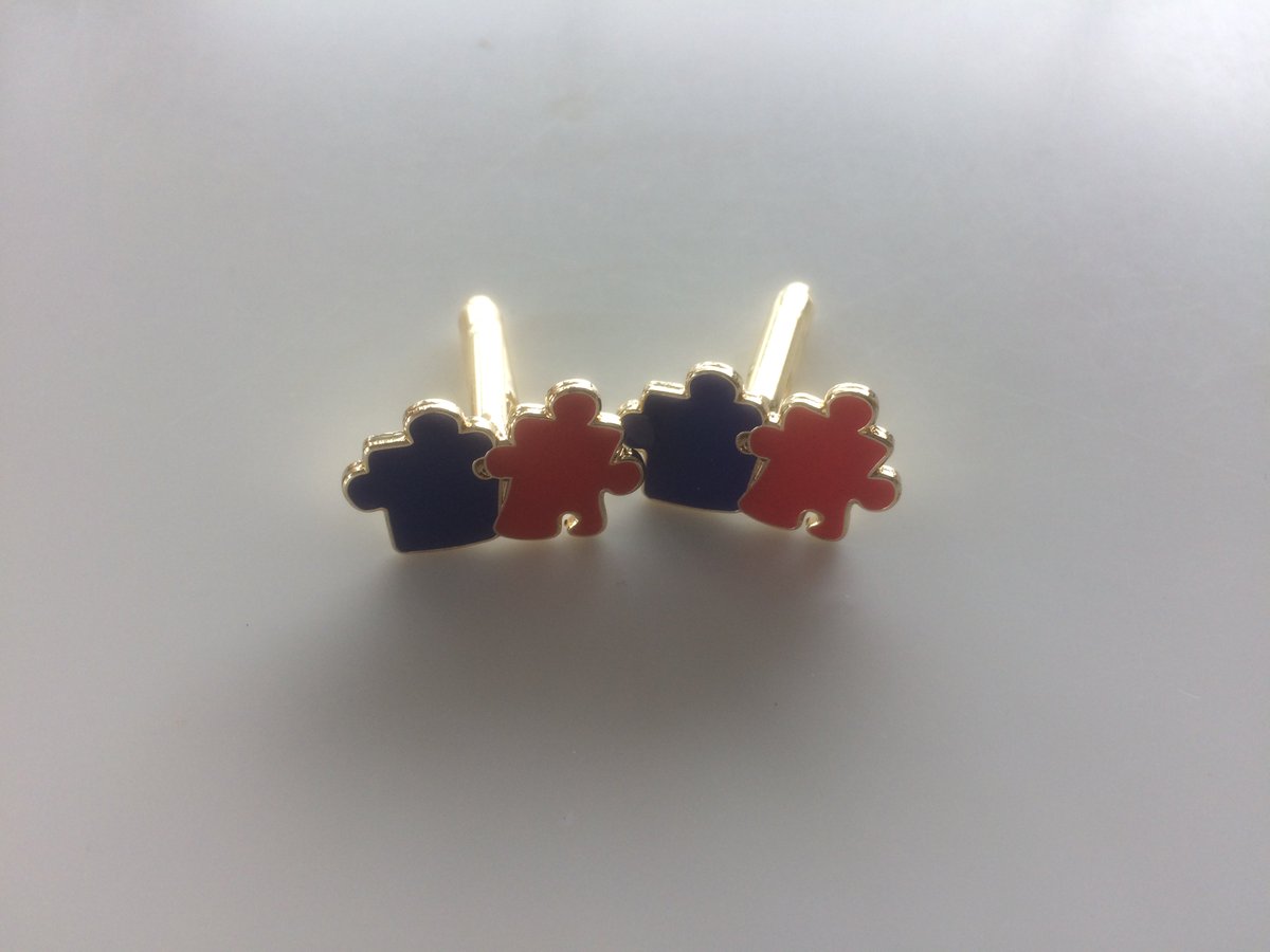 stevejaggersjll's tweet photo. It's exactly 1 year since I woke up in the critical care unit of #TreliskeHospital &amp; told I had #Encephalitis which until that day I had never heard of. Thanks for all the support of the staff, friends, family &amp; the @encephalitis society. Wearing my encephalitis cufflinks today. https://t.co/hGNbHEHFQs