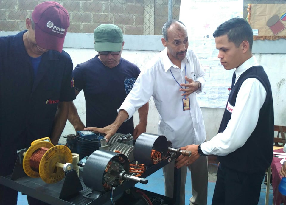 Incesocialista's tweet photo. #02Jul | El Inces tiene más de 214 programas formativos debidamente estructurados desde el punto de vista metodológico para ofrecerle a la juventud venezolana una formación de calidad y garantizarle la inclusión en el campo productivo. #Inces60AñosFormando 
@MPPEDUCACION https://t.co/ntKQtwlHcO