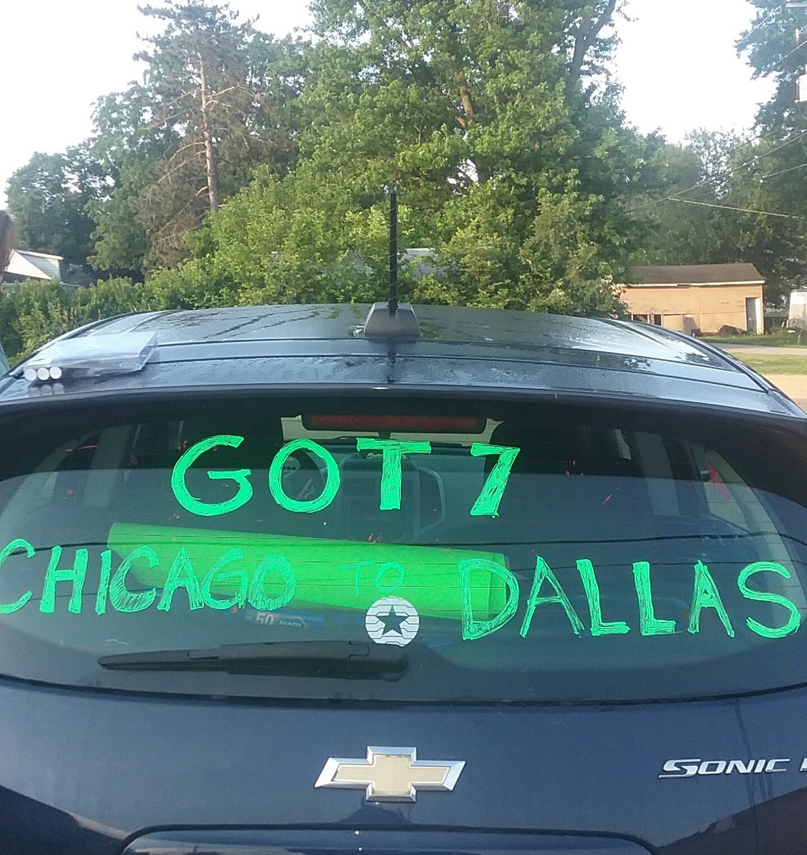 Baepsae_77's tweet photo. On our way to see #got7inDallas. Rollin in style. How'd we do? @BamBam1A @JacksonWang852 @GOTYJ_Ars_Vita @mtuan93 @GOT7Official #GOT7 https://t.co/Y2336ILGDM