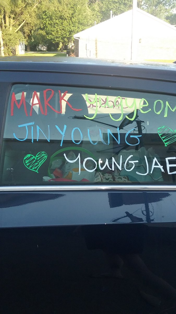 Baepsae_77's tweet photo. On our way to see #got7inDallas. Rollin in style. How'd we do? @BamBam1A @JacksonWang852 @GOTYJ_Ars_Vita @mtuan93 @GOT7Official #GOT7 https://t.co/Y2336ILGDM