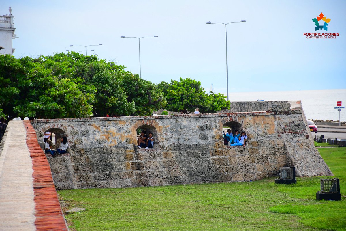 Un ritmo muy cartagenero dice así:

🎵🎶 "Compa llegó El Saya
Compa a la muralla..." 🎵🎶

¿Sabes cuál es la canción?

#CartagenaMiPatrimonio
#SomosPatrimonio