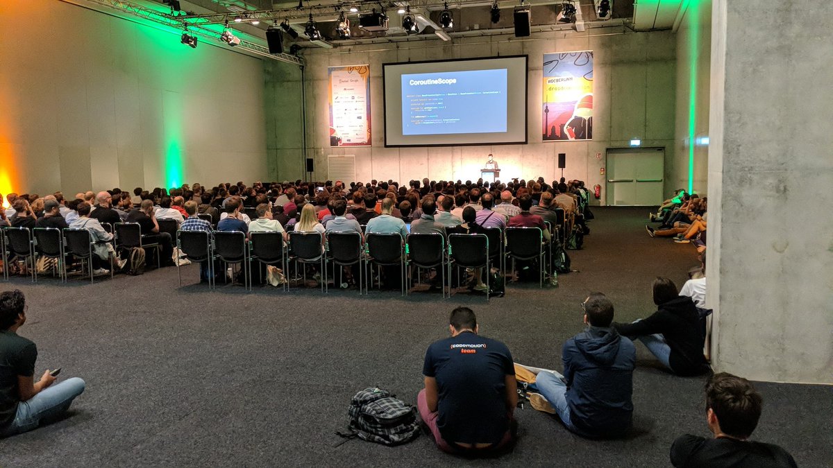 Full house for @filbabic for his coroutines talk #DCBERLIN19