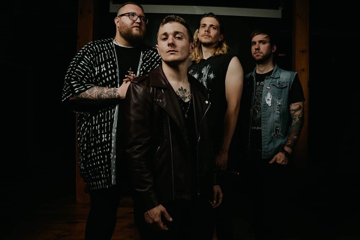 Blackdaggerband's tweet photo. Patrick Devin joins Black Dagger as our new lead vocalist. #letsgo https://t.co/DLbzEp7lle