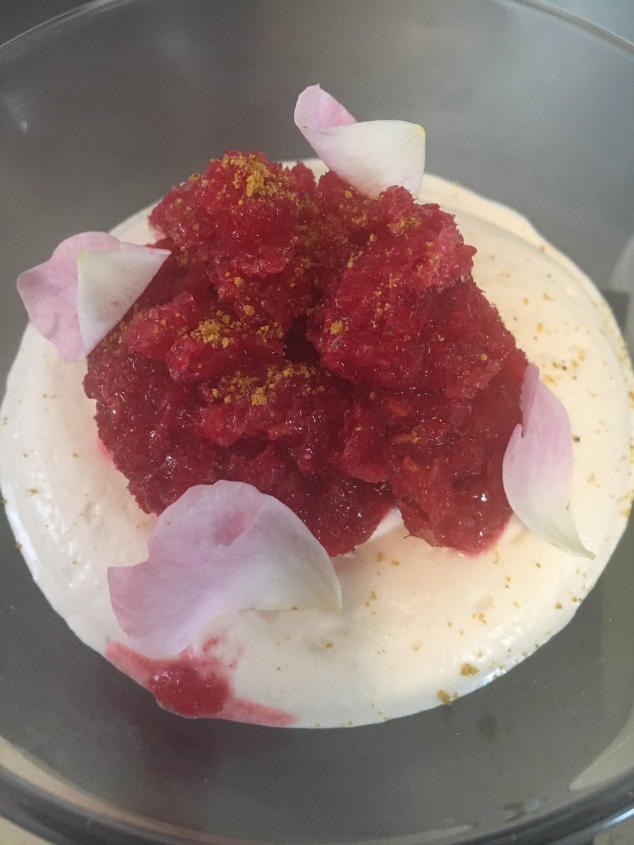 ForgeRestauran1's tweet photo. Raspberry &amp; rose fool #summerfood https://t.co/0a0abDB7Qq
