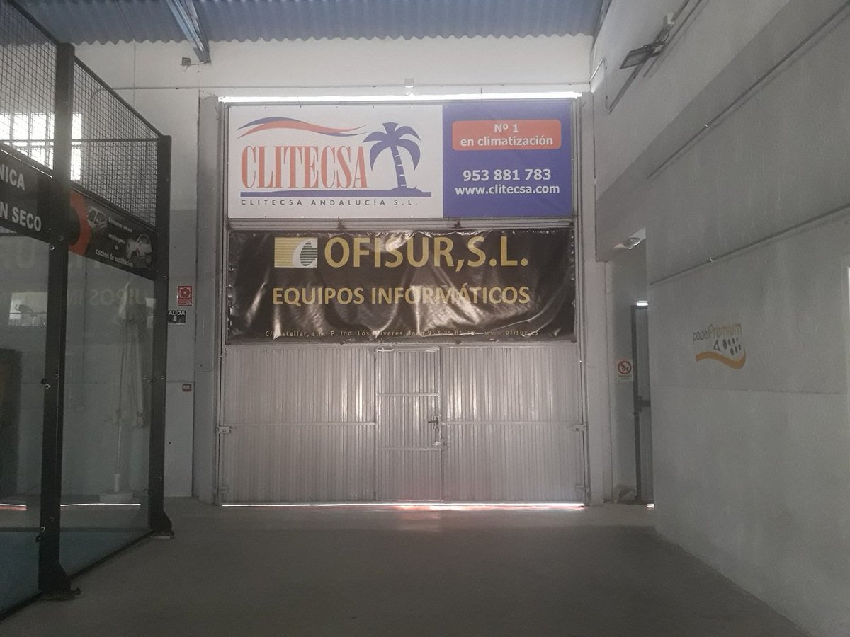 PadelPremium's tweet photo. Hoy tenemos un nuevo Patrocinador que se une a nuestro proyecto. La empresa giennense “ Clitecsa Andalucía S.L.” que patrocinará una de nuestras pistas cubiertas. Empresa líder en el sector de la Climatización, Calefacción y Energías renovables. + info https://t.co/48URy75gdh . https://t.co/jEk8ow3M6Z