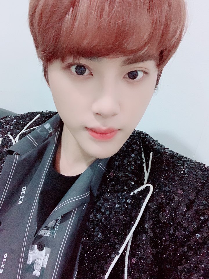 WE_THE_BOYZ's tweet photo. [학년] 좋은밤보내고계신가요오~! https://t.co/ITVHXpbIyQ