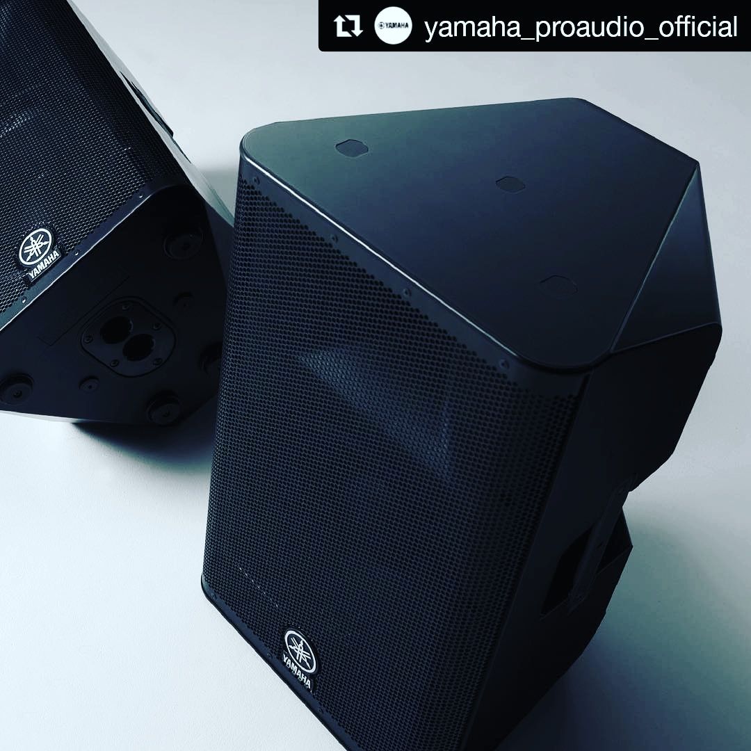 cousinsnigeria's tweet photo. Available @cousinsnigeria 
08172000999
#yamahadxr #yamahadxr15 #yamahadxr12 #yamahadxr10 #yamahadxr8 #yamahaproaudio #poweredloudspeaker #poweredspeakers #activeloudspeaker #activespeaker #loudspeaker #floormonitor #audioengineer #audioengineering #soundengineer #soundengineering https://t.co/Mh6dfZW2eQ