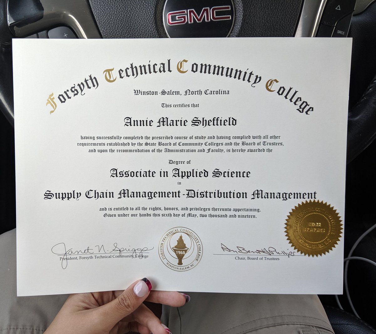 DrywallAnchor's tweet photo. That's done!

I couldn't have done it without the help of my wonderful advisor, @LOGISMYLIFE. Now to kick back and enjoy the day in Greensboro. https://t.co/HkUcykNpaI