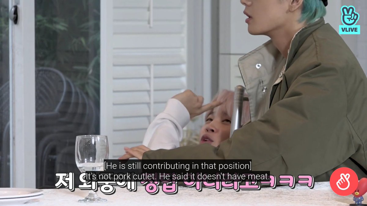 Jimihooney's tweet photo. Did Jimin just fell with his chair 😂😂😂
😂😂😂😂😂
😂😂😂😂😂
😂😂😂😂😂
I CAN'T STOP LAUGHING
jfiwhfkefhowfns
AHAHAHAHAHAAAA
#runbtsep77 #BTS #JIMIN @BTS_twt https://t.co/yqs5N7WZib