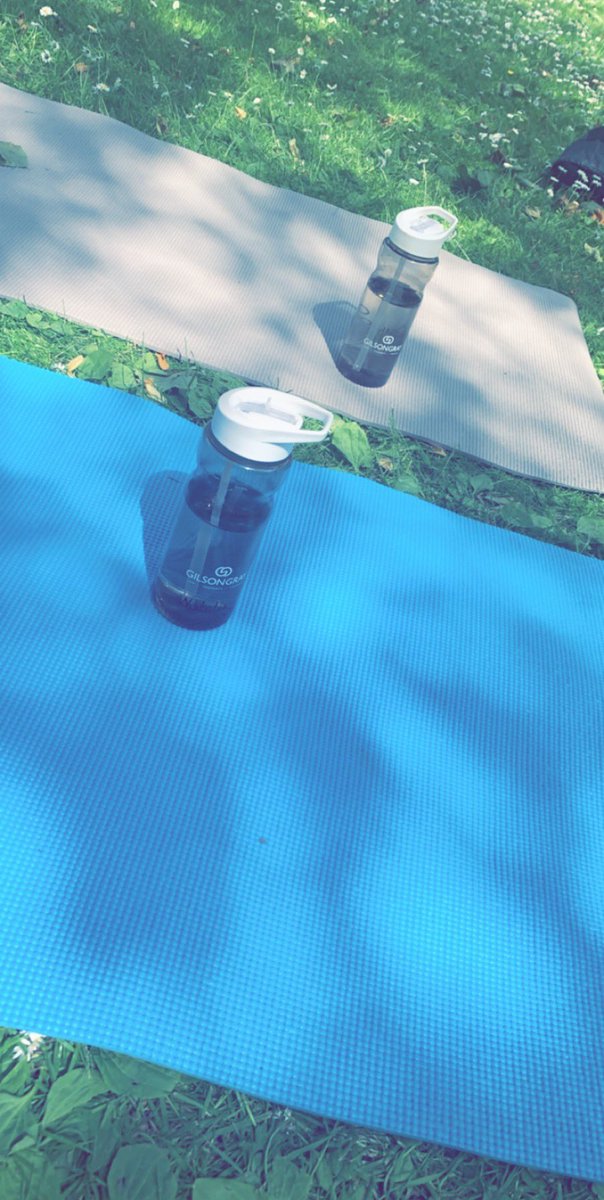 The team making the most of lunchtime in the sun! <a href="/SallyNashGG/">Sally Nash</a> <a href="/GilsonGray/">Gilson Gray LLP</a> #FamilyLawTeam #Workout #Health #GG #Trendsetters