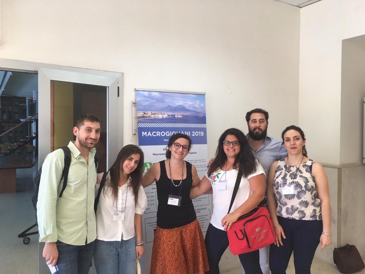 CnrIpcb's tweet photo. Anche i giovani ricercatori dell'#IPCB #CNR partecipano a #Macrogiovani2019 presso @UninaIT, il convegno organizzato dall'#Associazione Italiana di Scienza e Tecnologia delle #Macromolecole (#AIM) per promuovere la ricerca e lo studio delle macromolecole. https://t.co/a7E5E0GlCZ