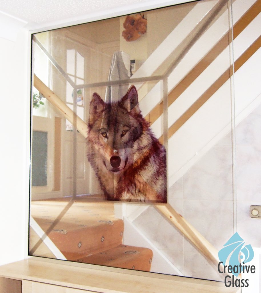 creative_glass1's tweet photo. #ThursdayThoughts why not enhance your home with a beautiful photographic class centre piece? #creativeglass https://t.co/YmnpeyCyo6