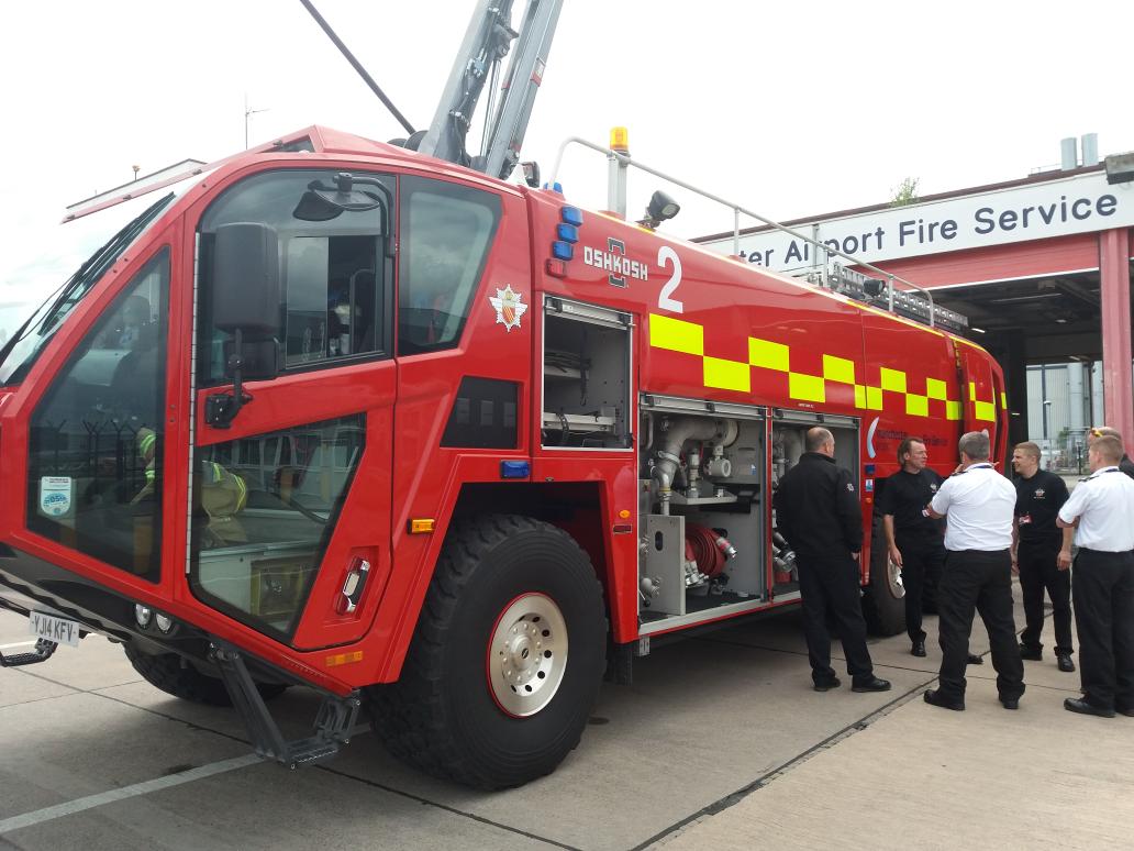 MikeClarkFire1's tweet image. Command Training day at Manchester airport. Really useful input into the emergency preparedness and response at a busy Airport! #commandtraining #fireservice @manairport