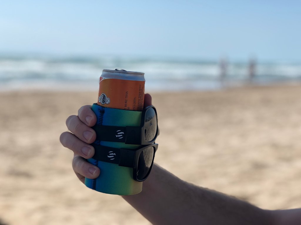 SlapEyewear's tweet photo. Cheers to everyone making it through the week💪🏼
#slapeyewear #sunglasses #summertime #outdoors #fishing #innovative #Slapfam #beaches  #boating #surfing #wakeboarding #pool #party #volleyball #spikeball #fish #exercise #running #bodybuilding #deepseafishing #college https://t.co/8F24dmZiYJ