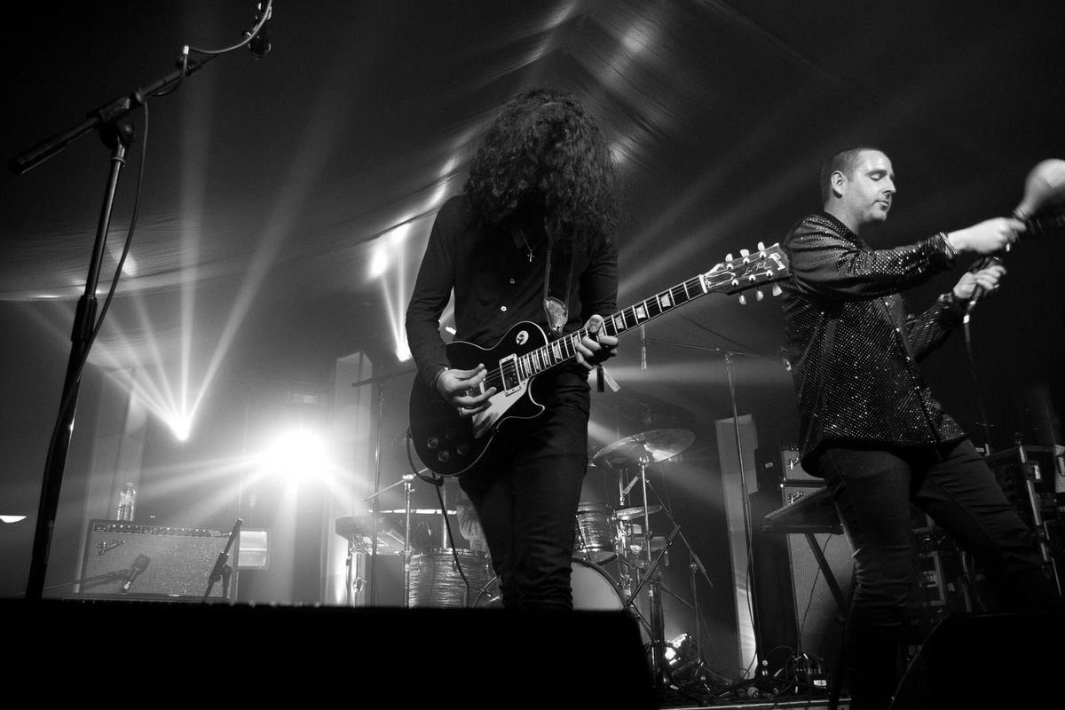 Industrymee's tweet photo. #IMExclusive: @KINGSWOODBAND Talk Plans for Their New Album, Tour Life & Collaborating with @LittleSimz
Read the full interview HERE: https://t.co/UdjYlZcM7R
📸: @Ki_Media https://t.co/nTkDWBFYTK