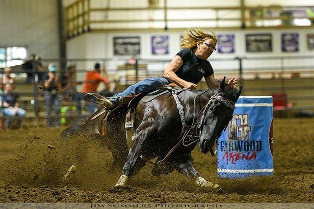 AkronJob's tweet photo. The raw power of this shot is pretty incredible. There is a lot things going on in this shot. #barrelracinglife #barrelracing #power #gritty #turningtwo #secondbarrel #western #garwood #nbha #gocreate #70200mm #nikond750 https://t.co/cZ4dYsxInU https://t.co/RjwToCvjpO
