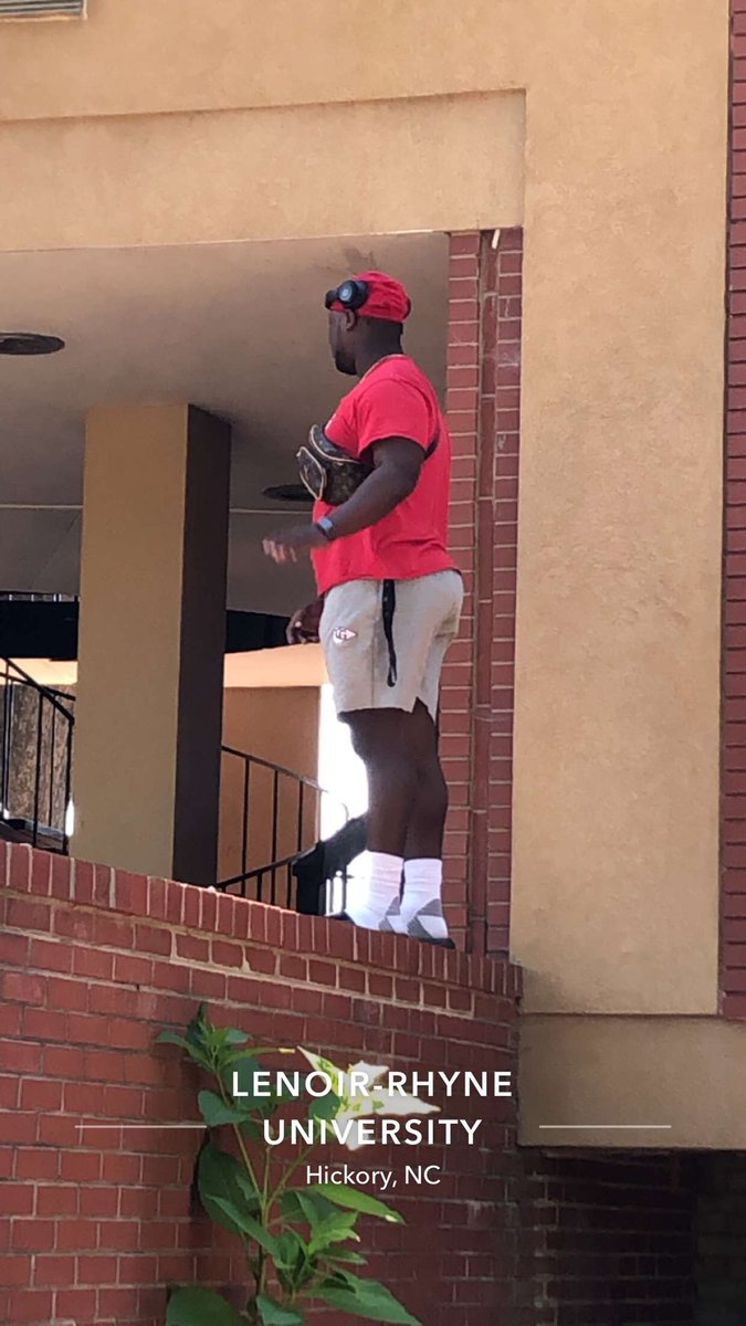 Nailsbytee_954's tweet photo. When your on the top.. nothing can hold you down but you... GOD OVER EVERYTHING.. Mommy loves you‼️🙌🏽💪🏽😇 #lenoirrhyne #morganhall #faithfamilyfootball https://t.co/HdpvOlOFaQ