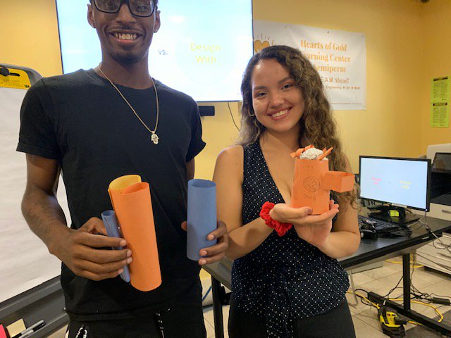 dfcusa's tweet photo. Thank you @pattiandreo for leading the #DFCUSA Professional Development training in #nyc @HeartsofGoldNYC - we're SO excited for this partnership! #DesignThinking #SummerCamp #Mentors #YesWeCan #MakingChange https://t.co/rurLa0dtXK