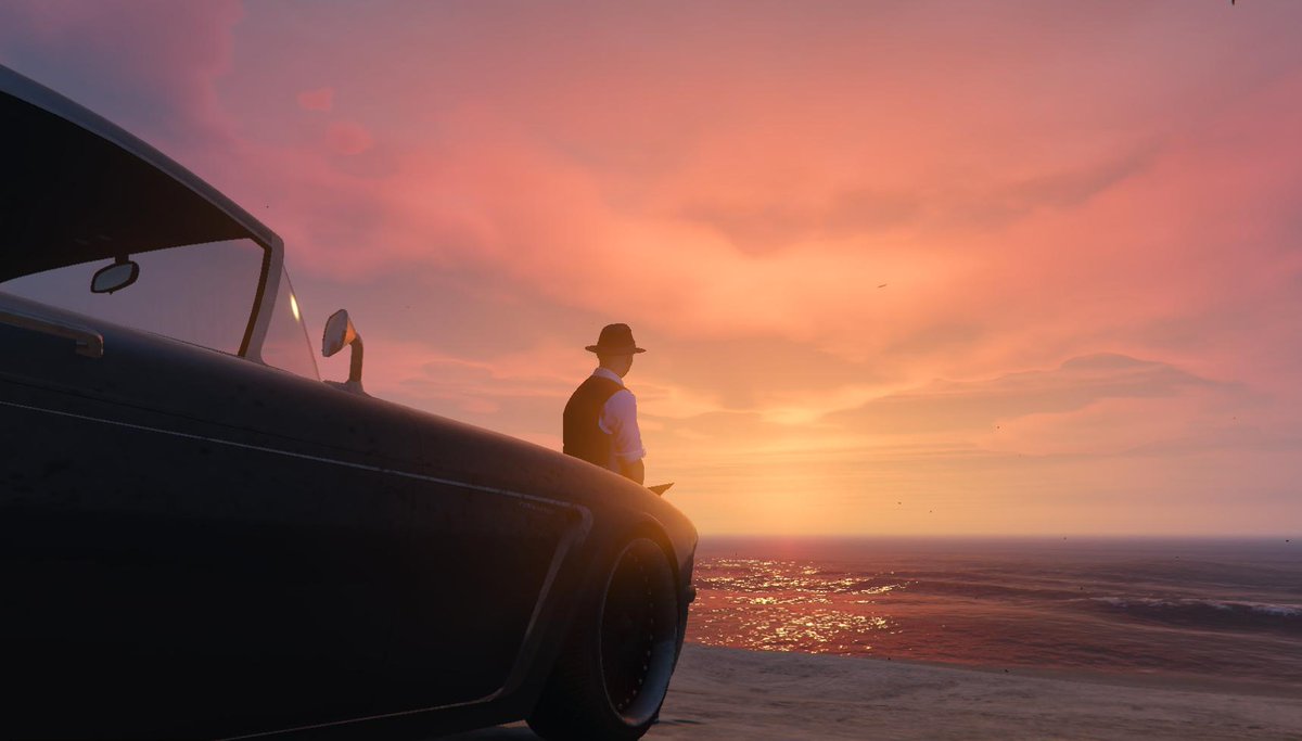 NDPLAYreal's tweet photo. Beautiful sunset at beach with my coquette blackfin @_FiveM https://t.co/ZNDsTxmof3